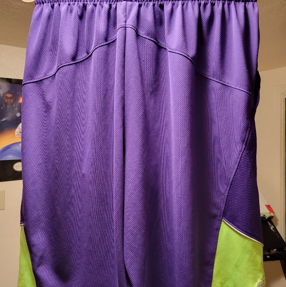 Jordan basketball shorts - Picture 2 of 3